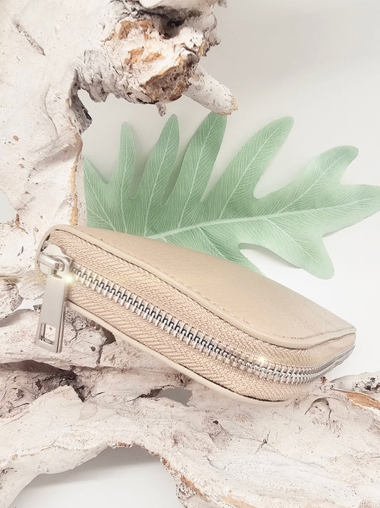 geldbeutel-taupe-reissverschluss-1