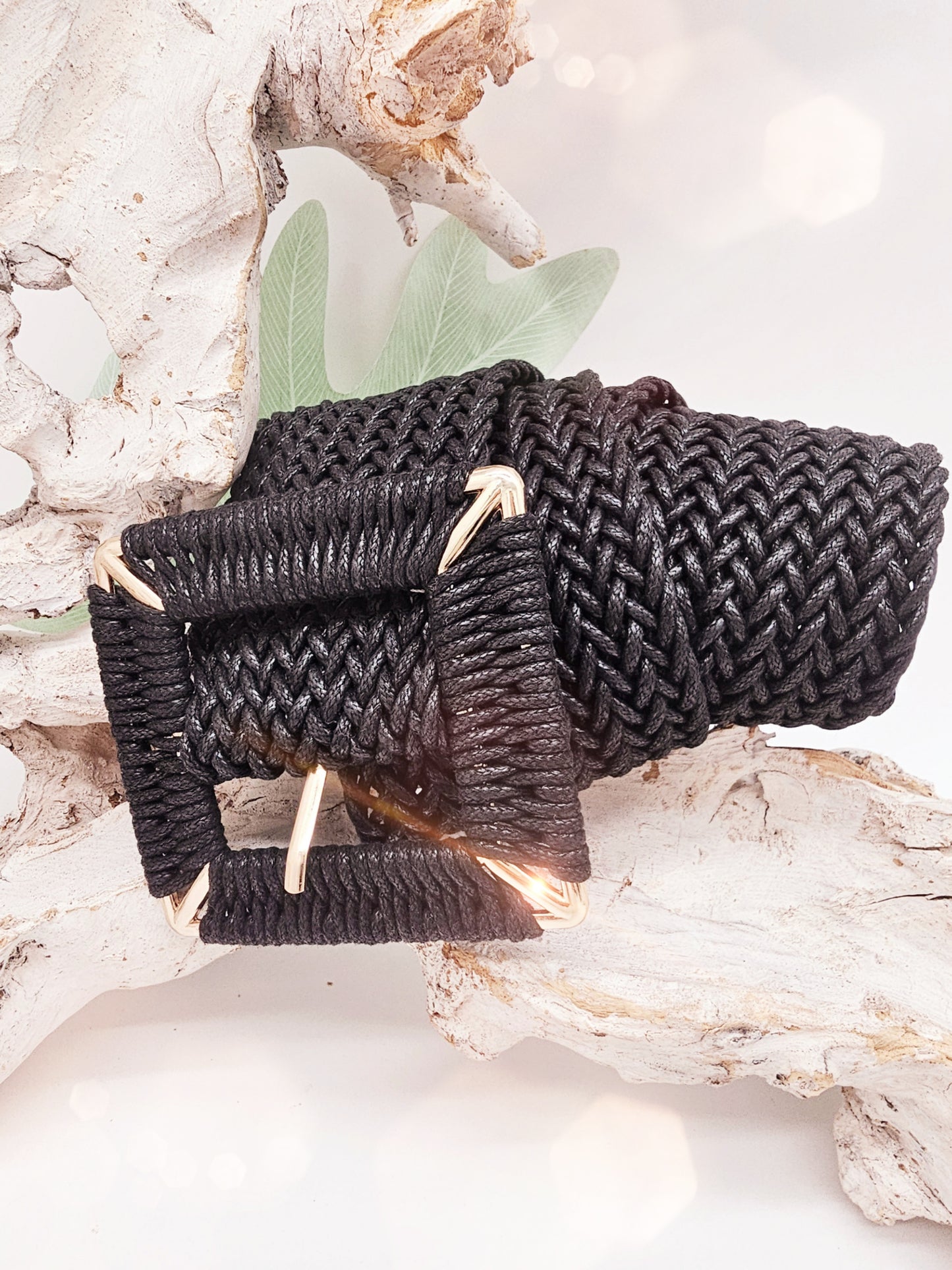 Breiter gestrickter Gürtel in Schwarz