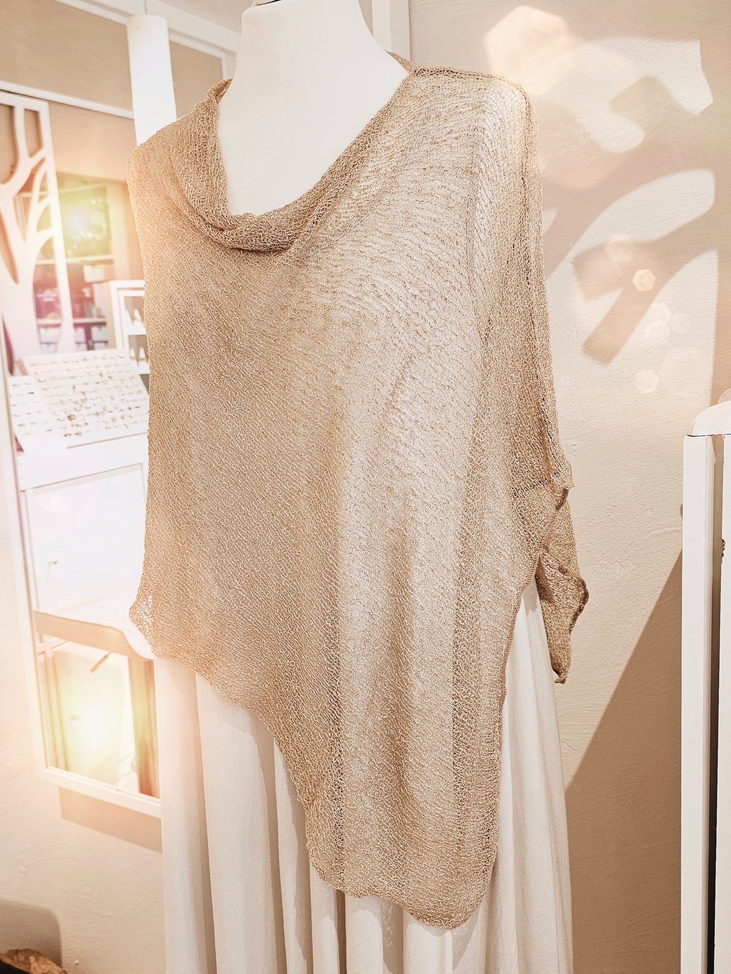 haekel-poncho-sommer-beige-1