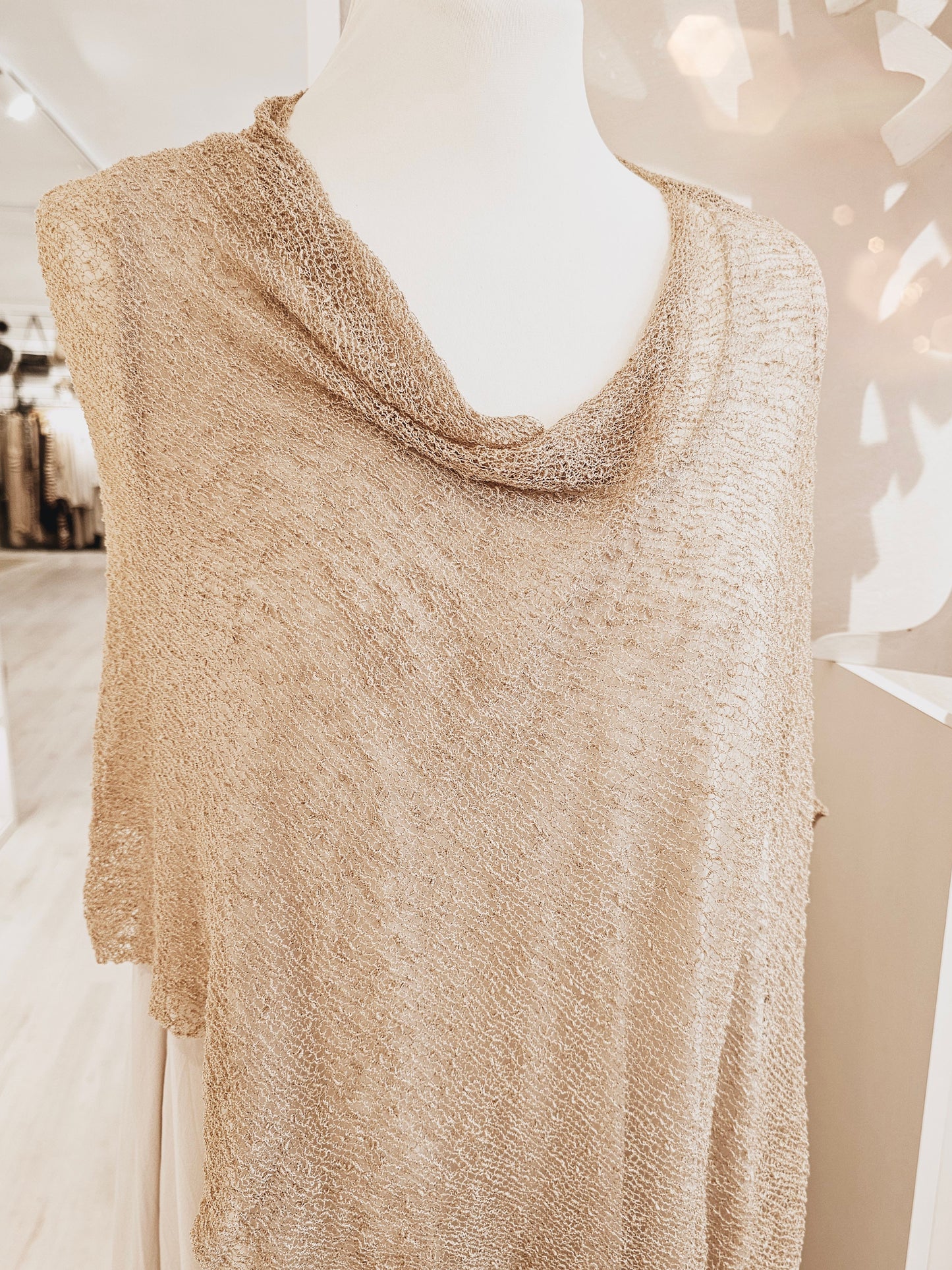 haekel-poncho-sommer-beige-1