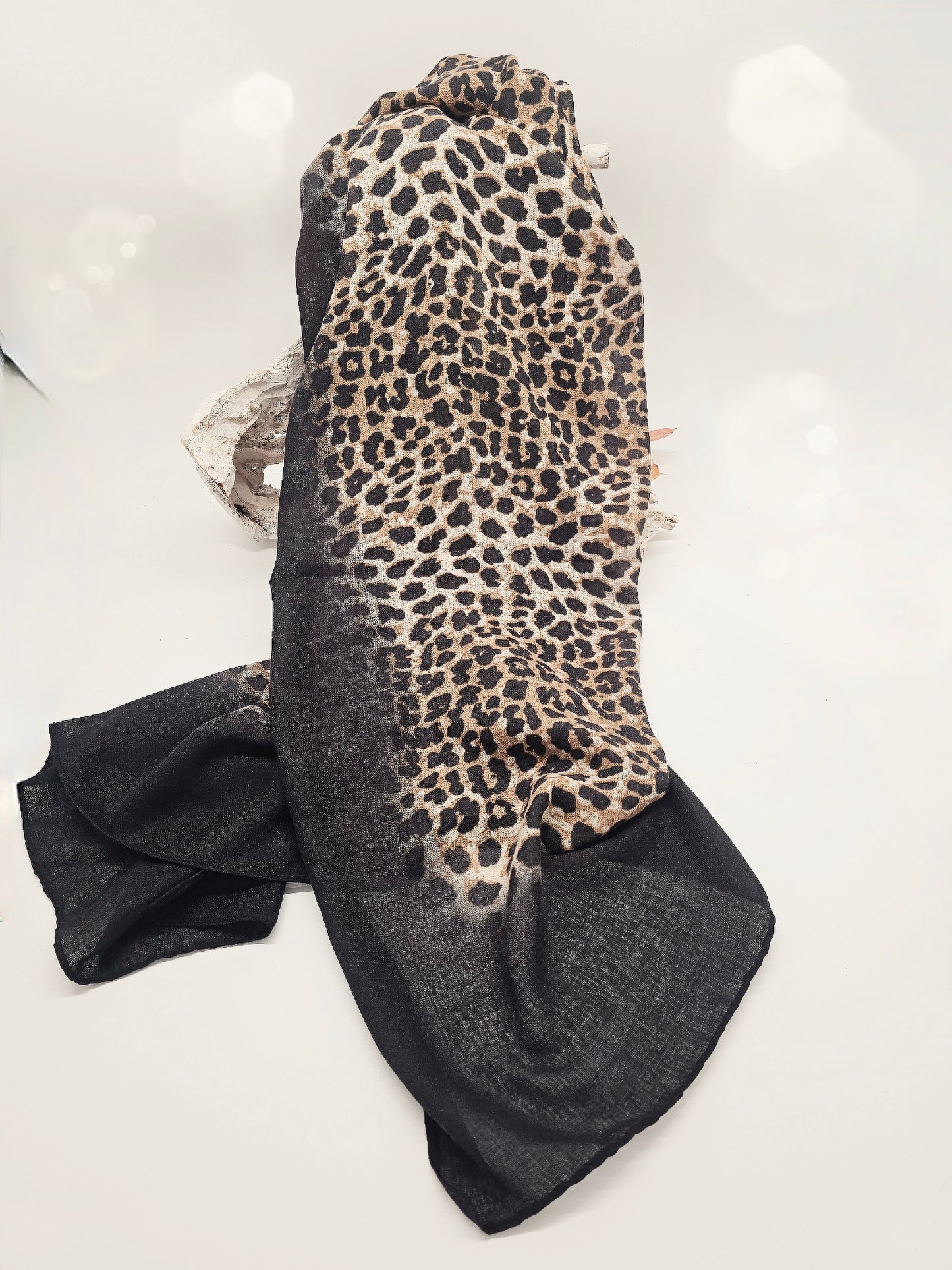 schal-leo-schwarz-camel-1