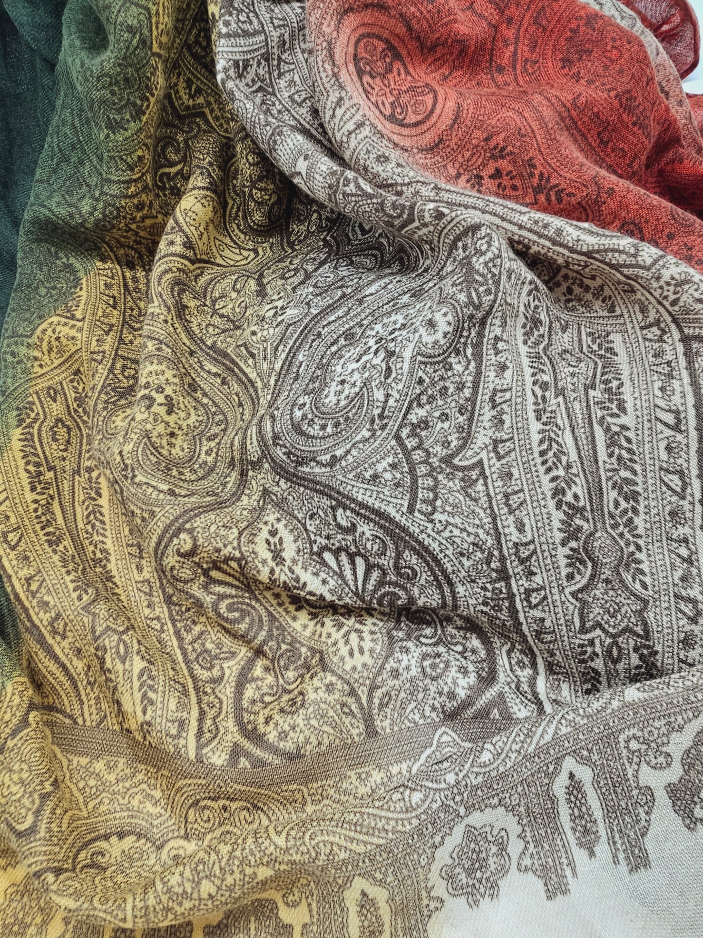schal-paisley-bunt-1