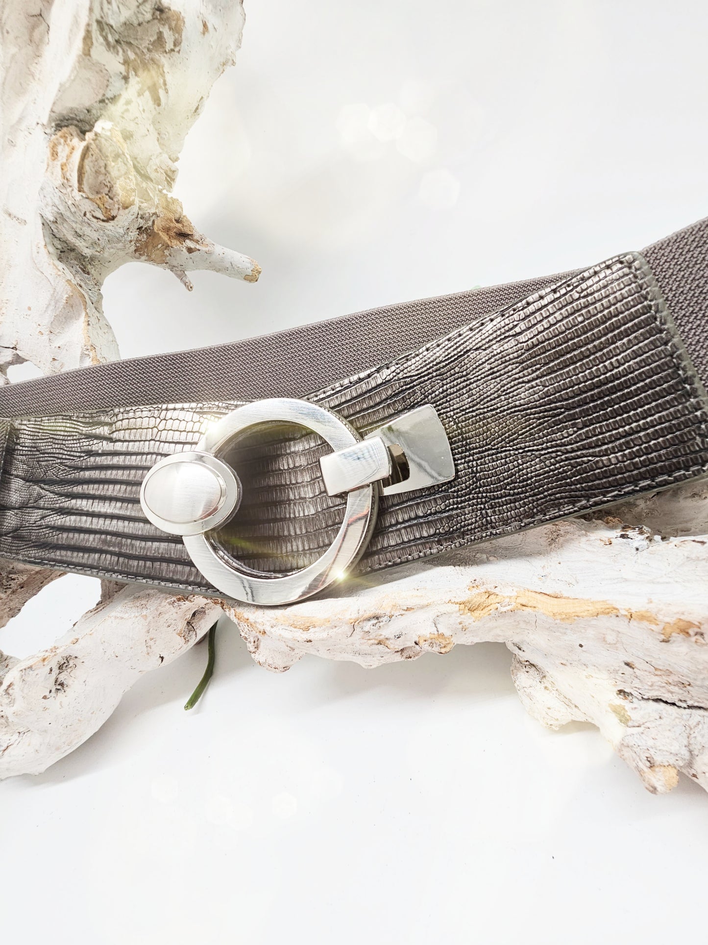GÜRTEL Stretchgürtel / GRAU Silber / Schlangenprägung / Kunstleder