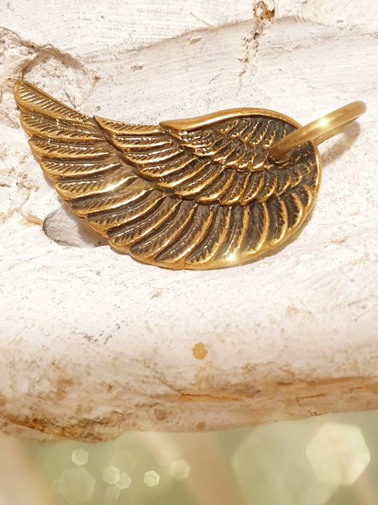 Anhänger Engelsflügel aus Bronze