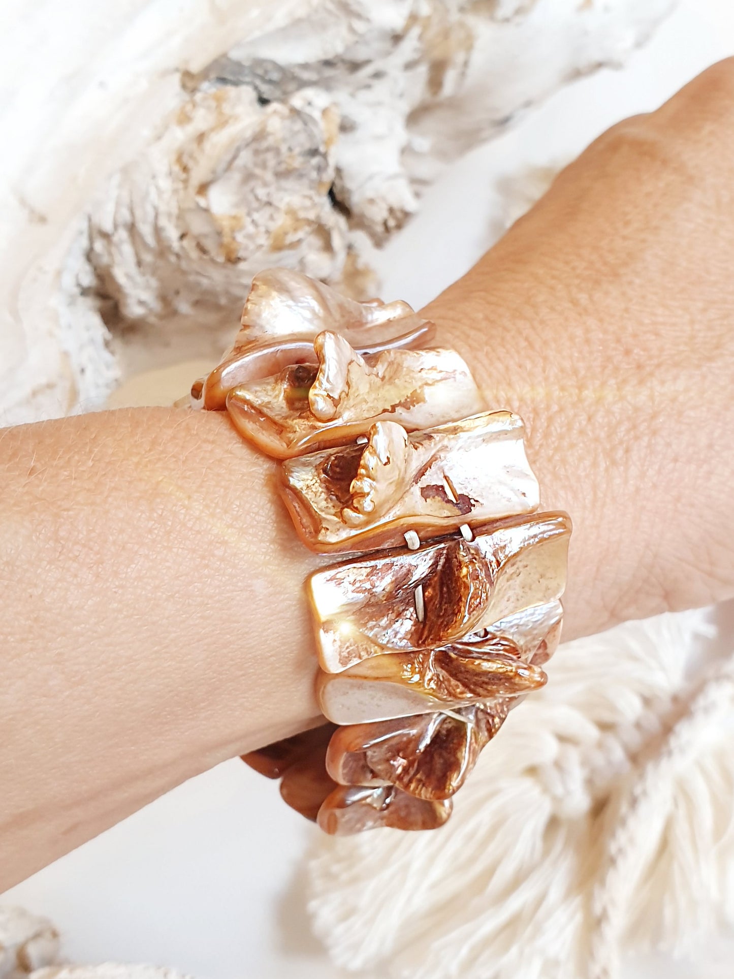 Muschelarmband in Camel braun