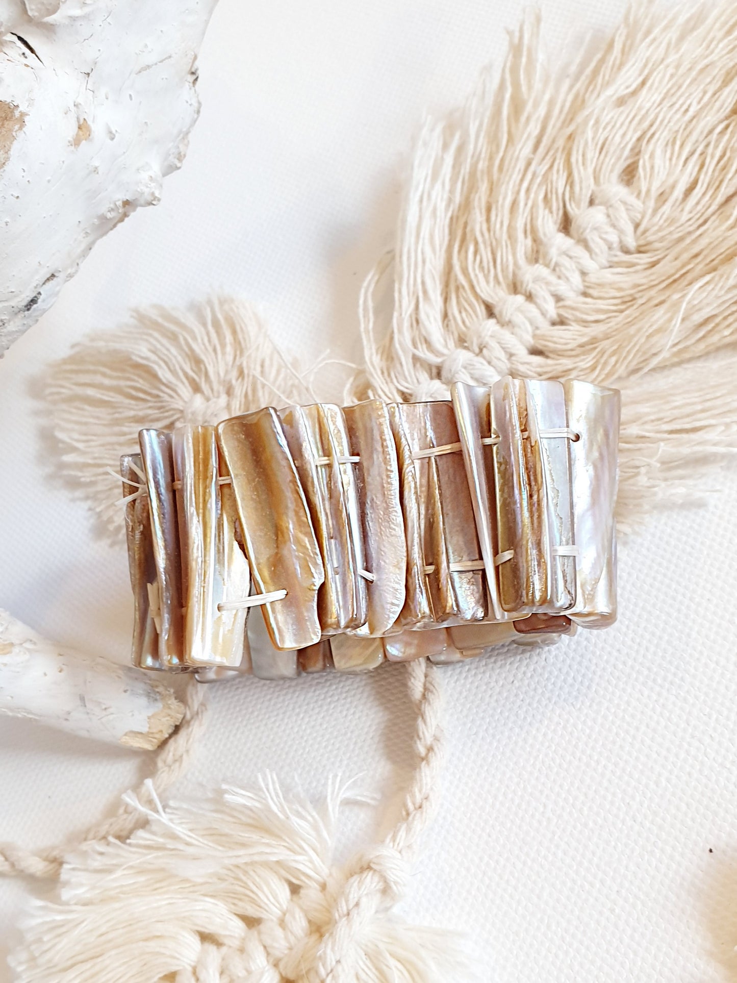 Muschelarmband in Creme Beige