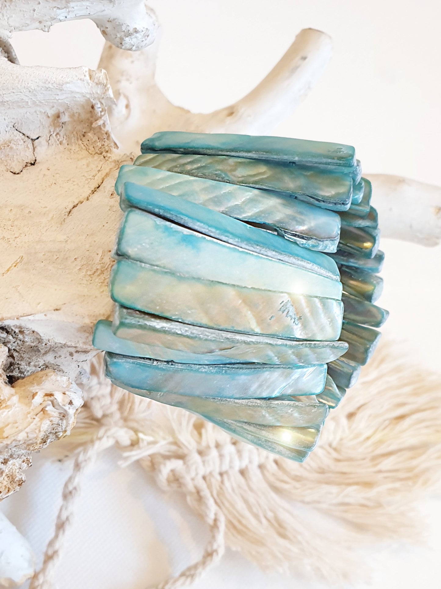Muschelarmband in Türkis