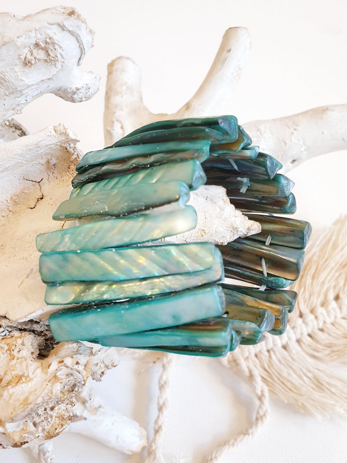 Muschelarmband in Türkis