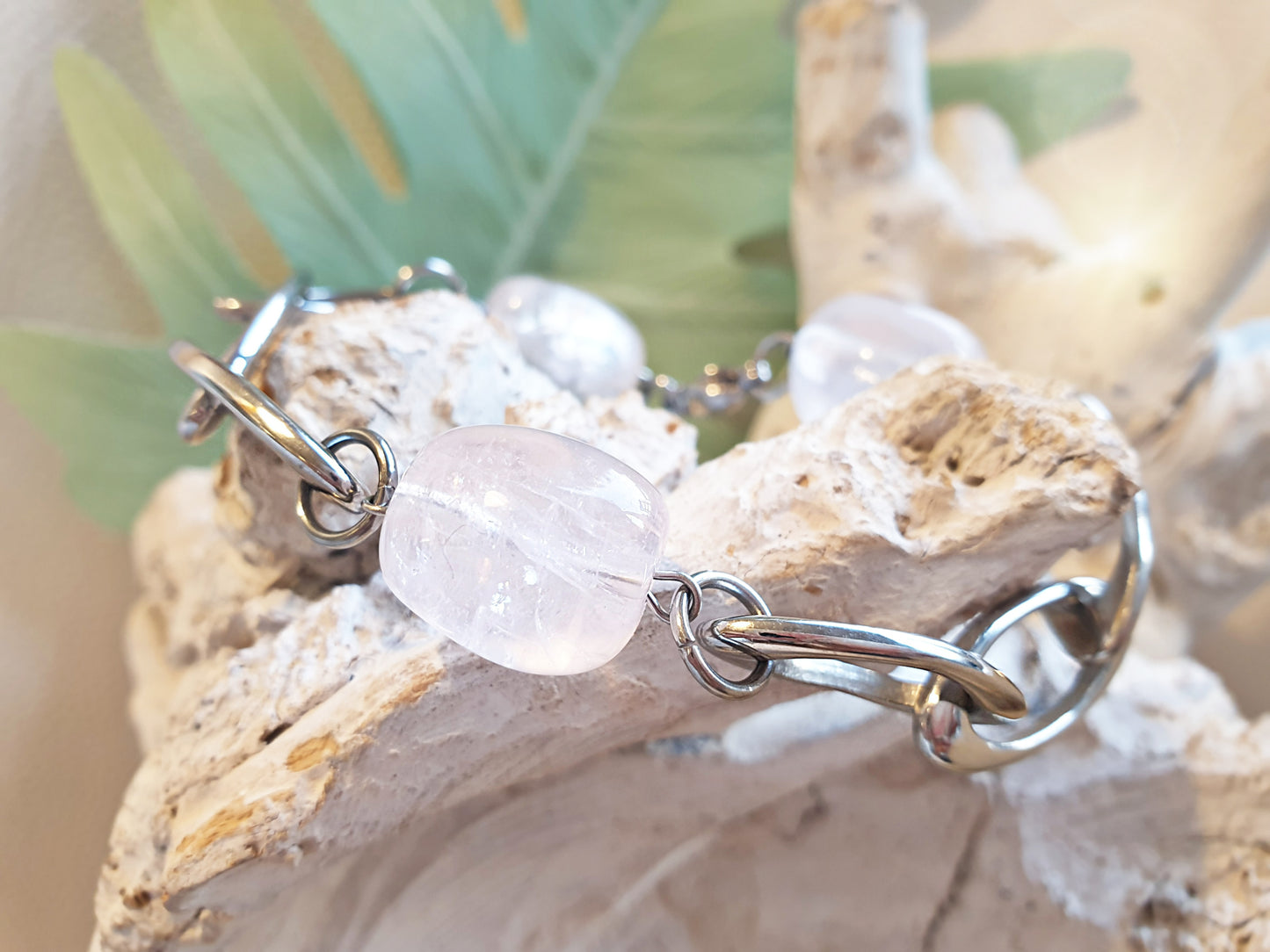 Gliederarmband aus Edelstahl mit Rosenquarz