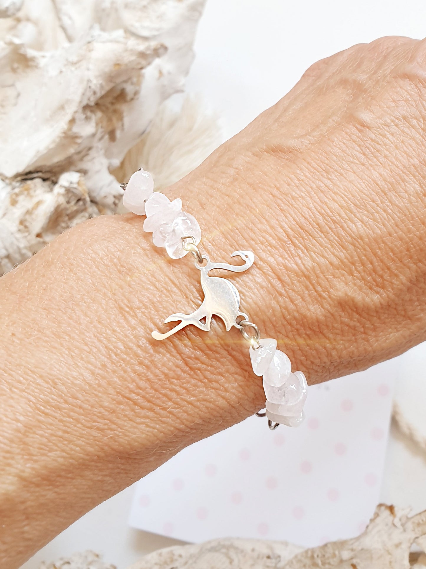 Armband mit Rosenquarz und Flamingo