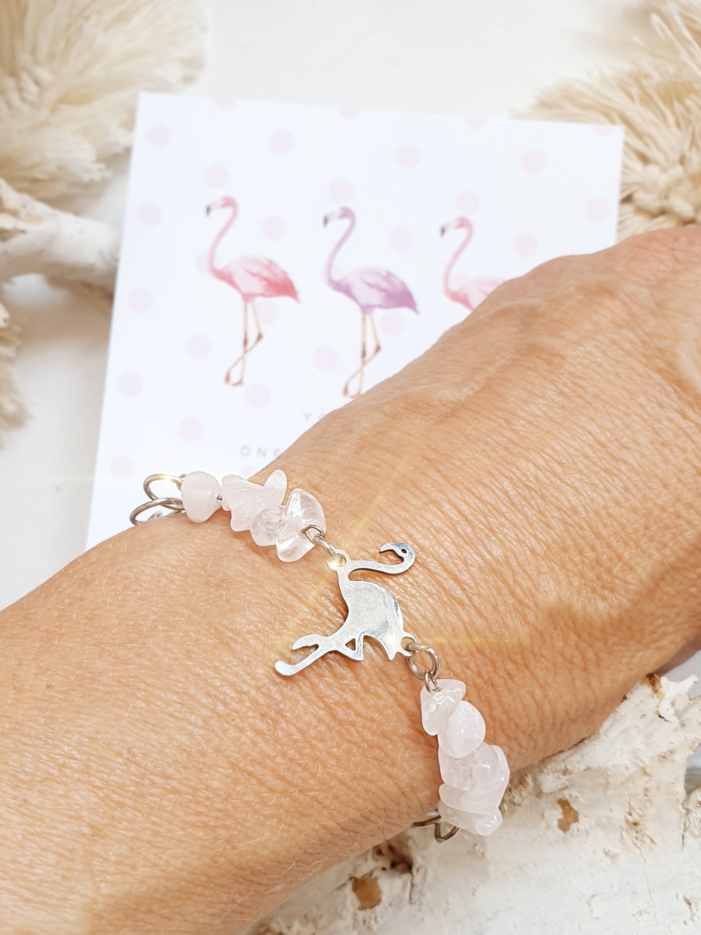 Armband mit Rosenquarz und Flamingo