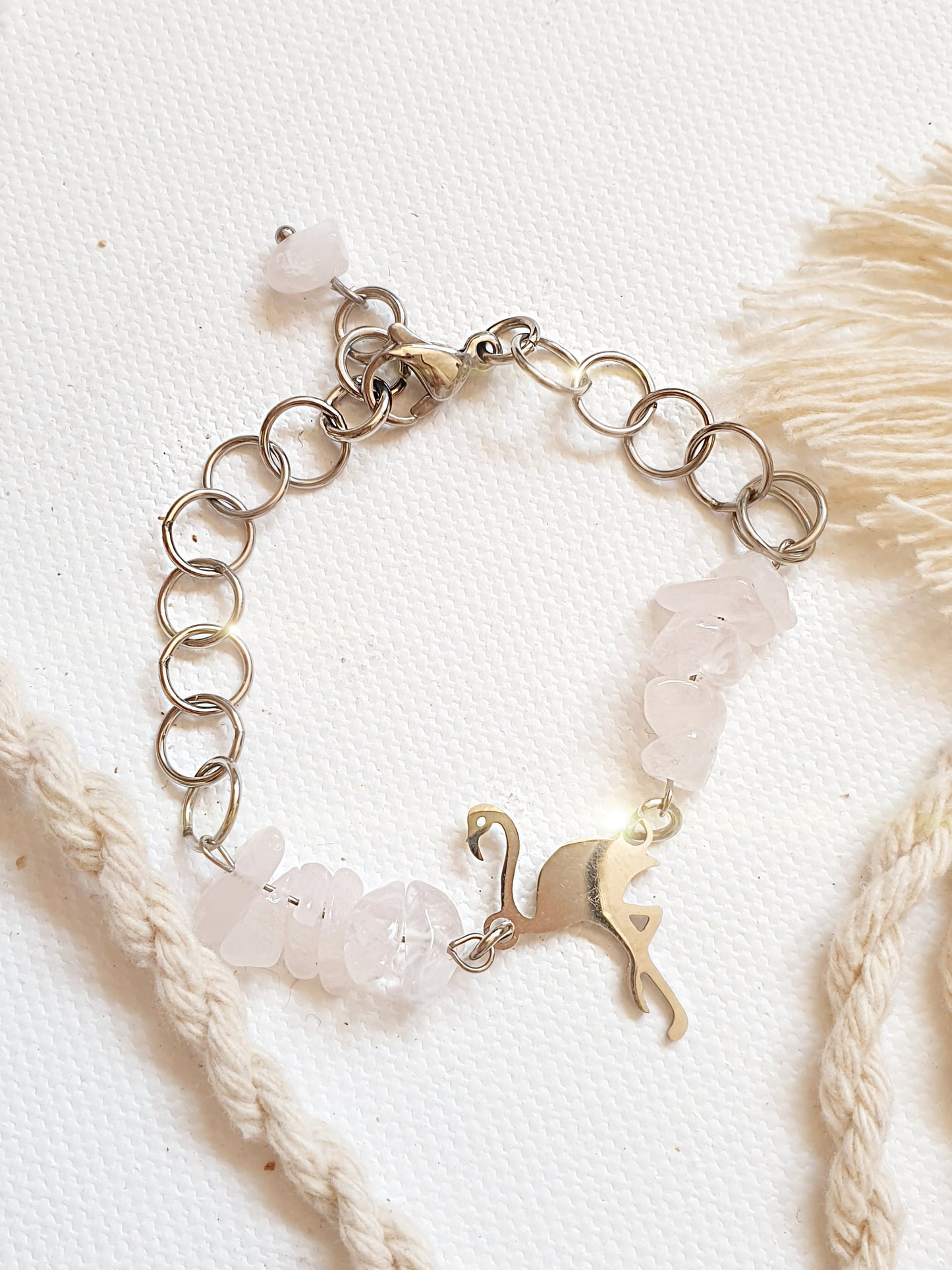 Armband mit Rosenquarz und Flamingo