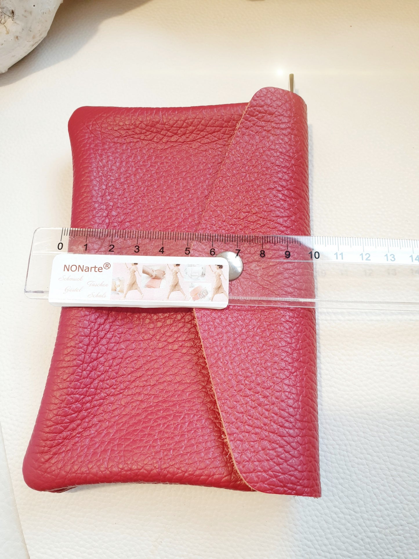 Geldbeutel aus rotem Leder