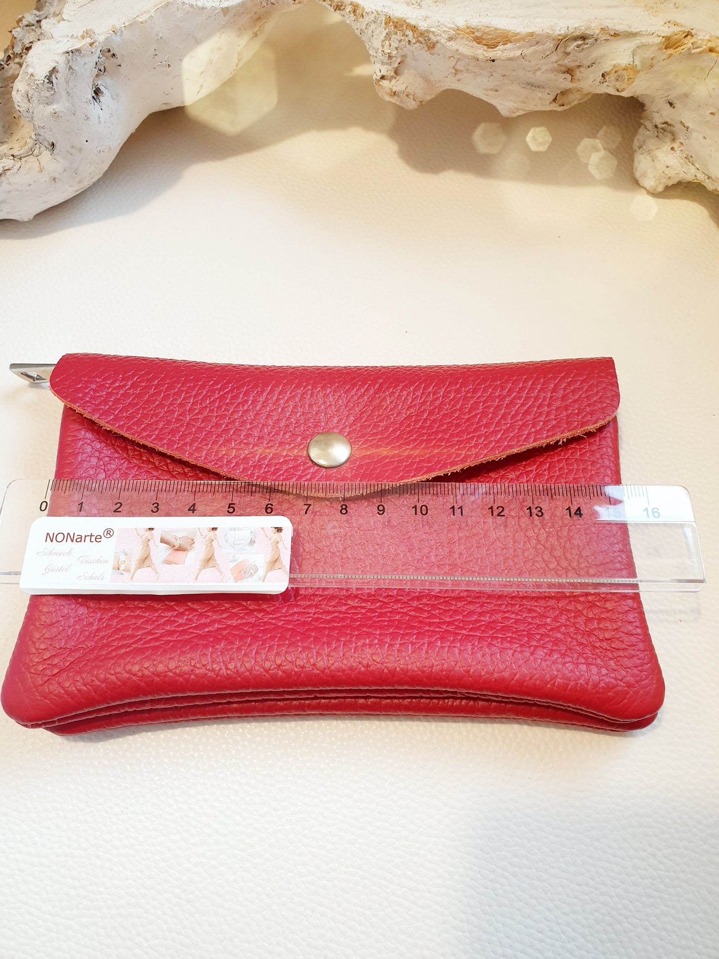 Geldbeutel aus rotem Leder