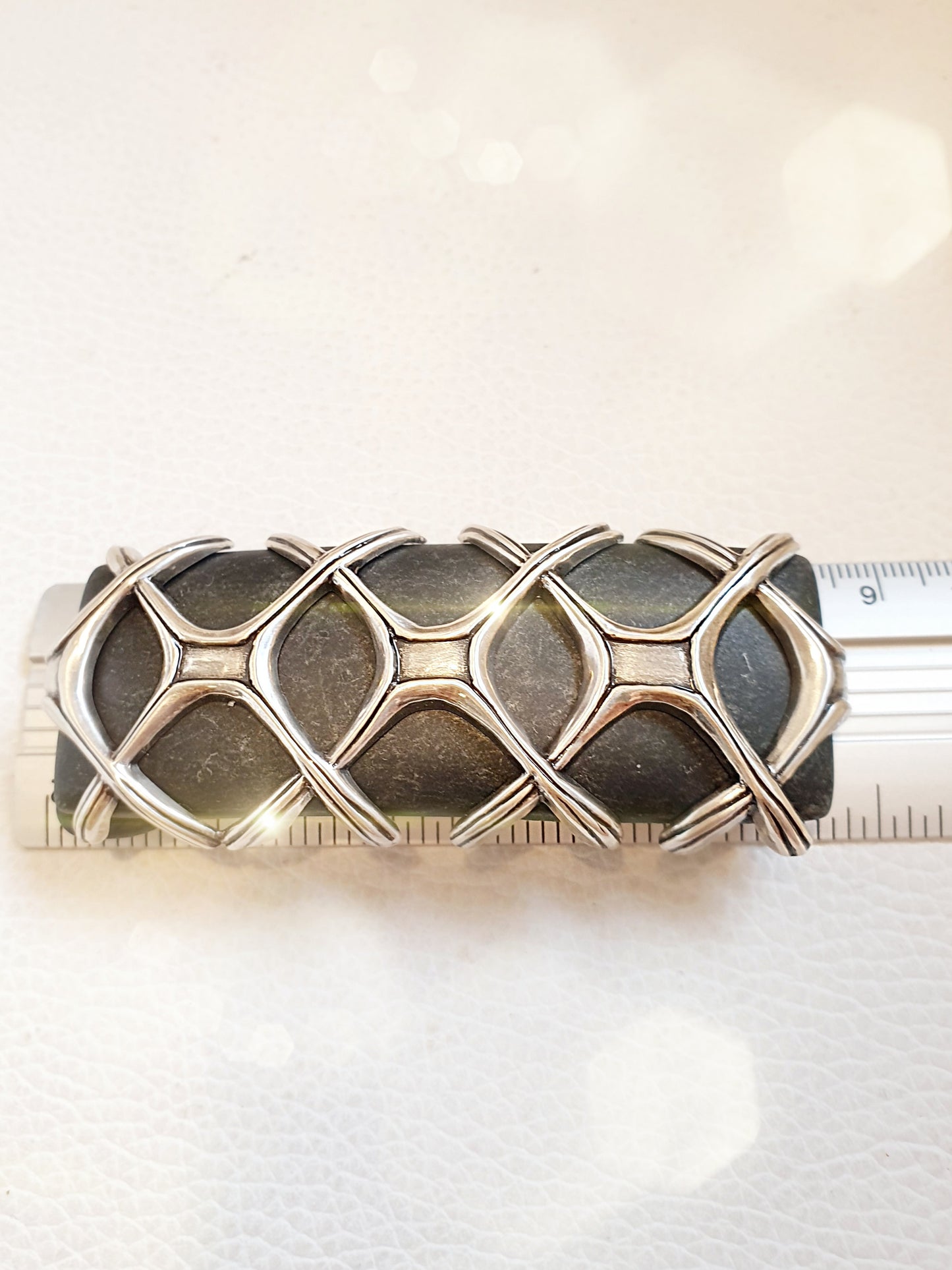 Gürtelschnalle für 2,5 cm Gürtel in schwarz mit silberfarbenen Ornamenten