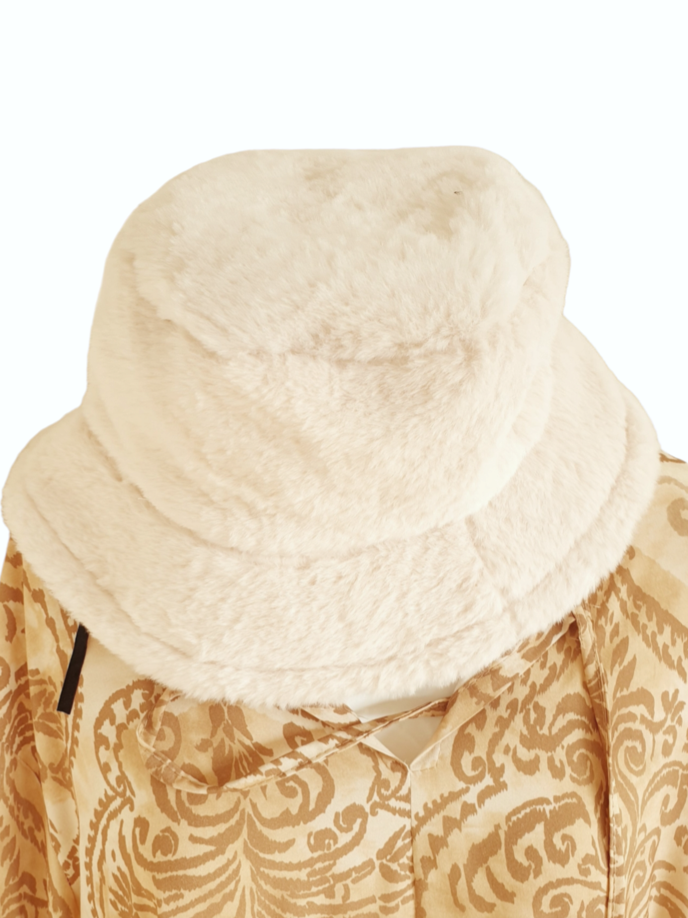 hut-pluesch-fell-creme-beige-1