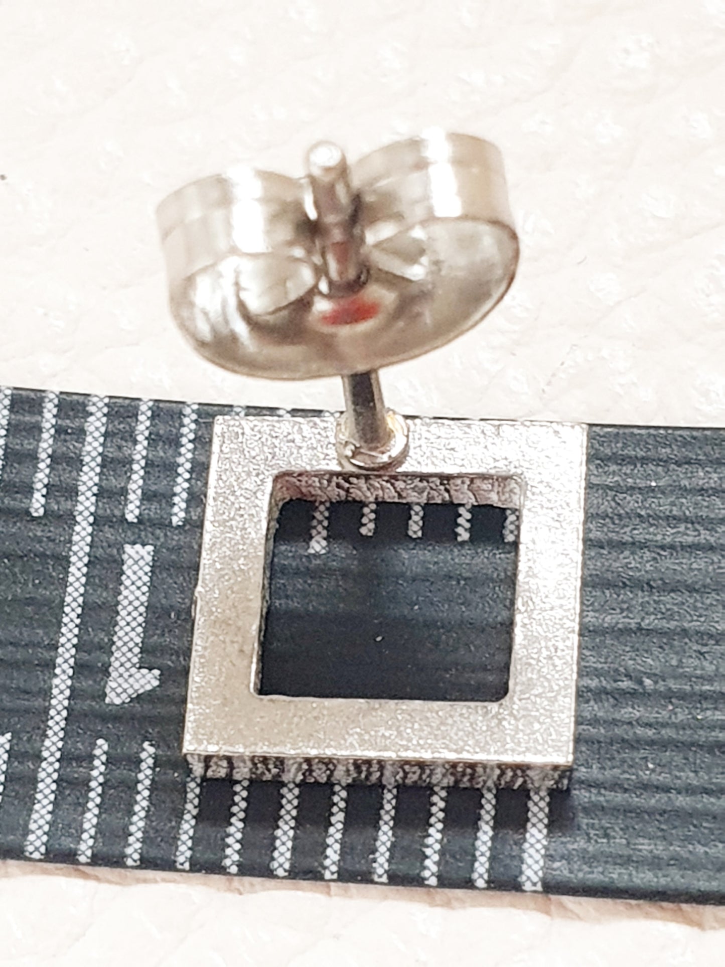 Kleine Edelstahlohrstecker Quadrat Silber