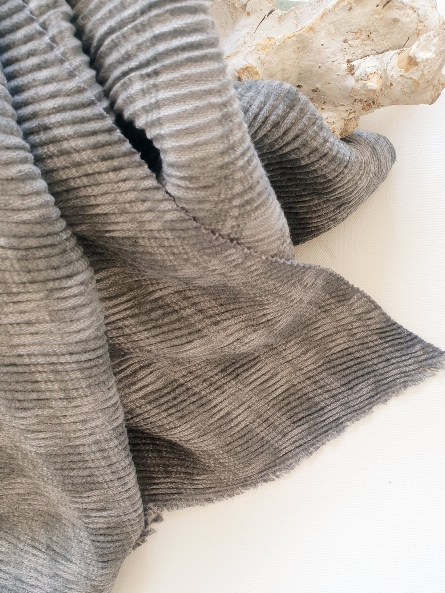 schal-herren-winter-grau-gross-weich