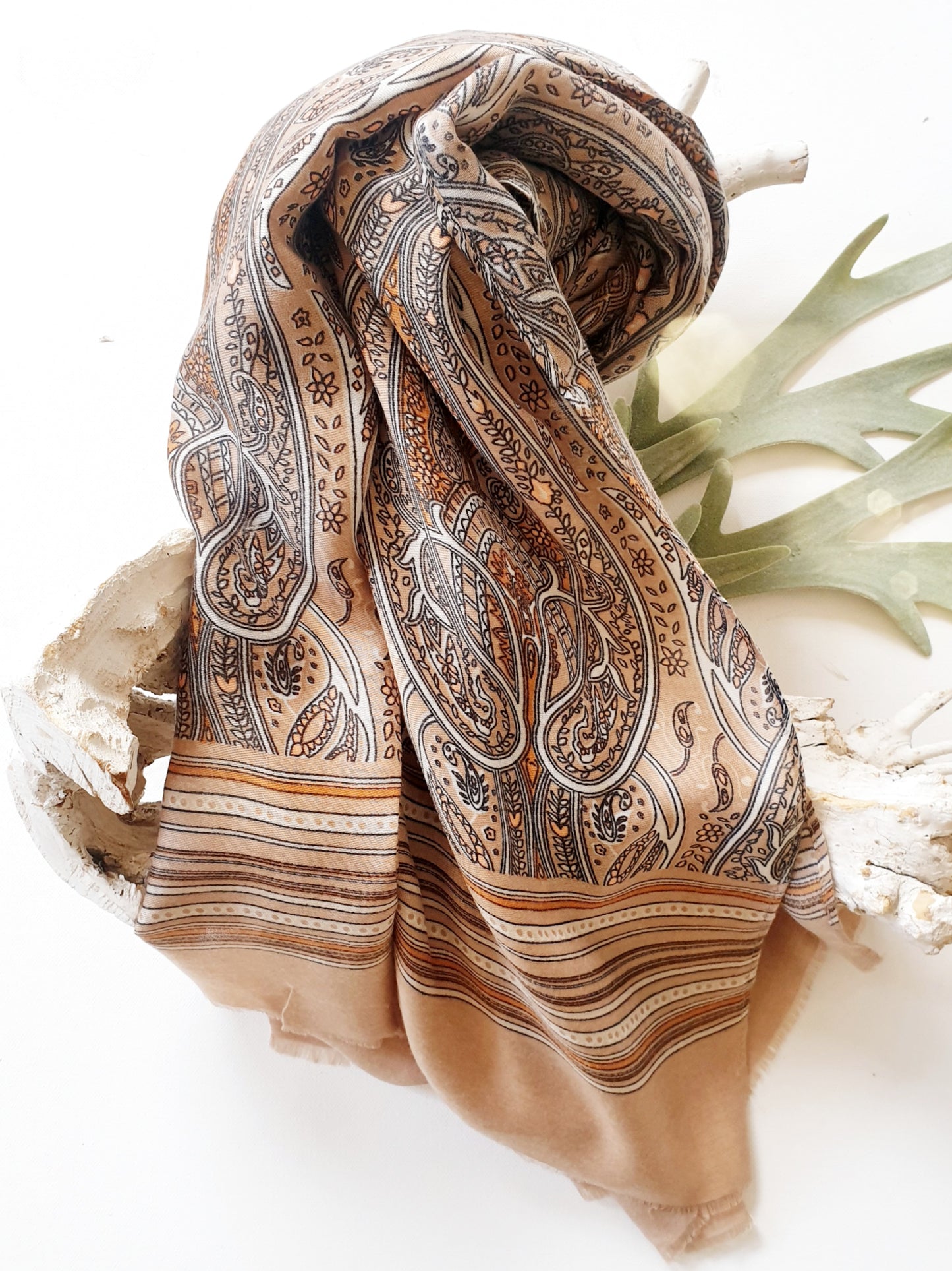 schal-paisley-camel-1