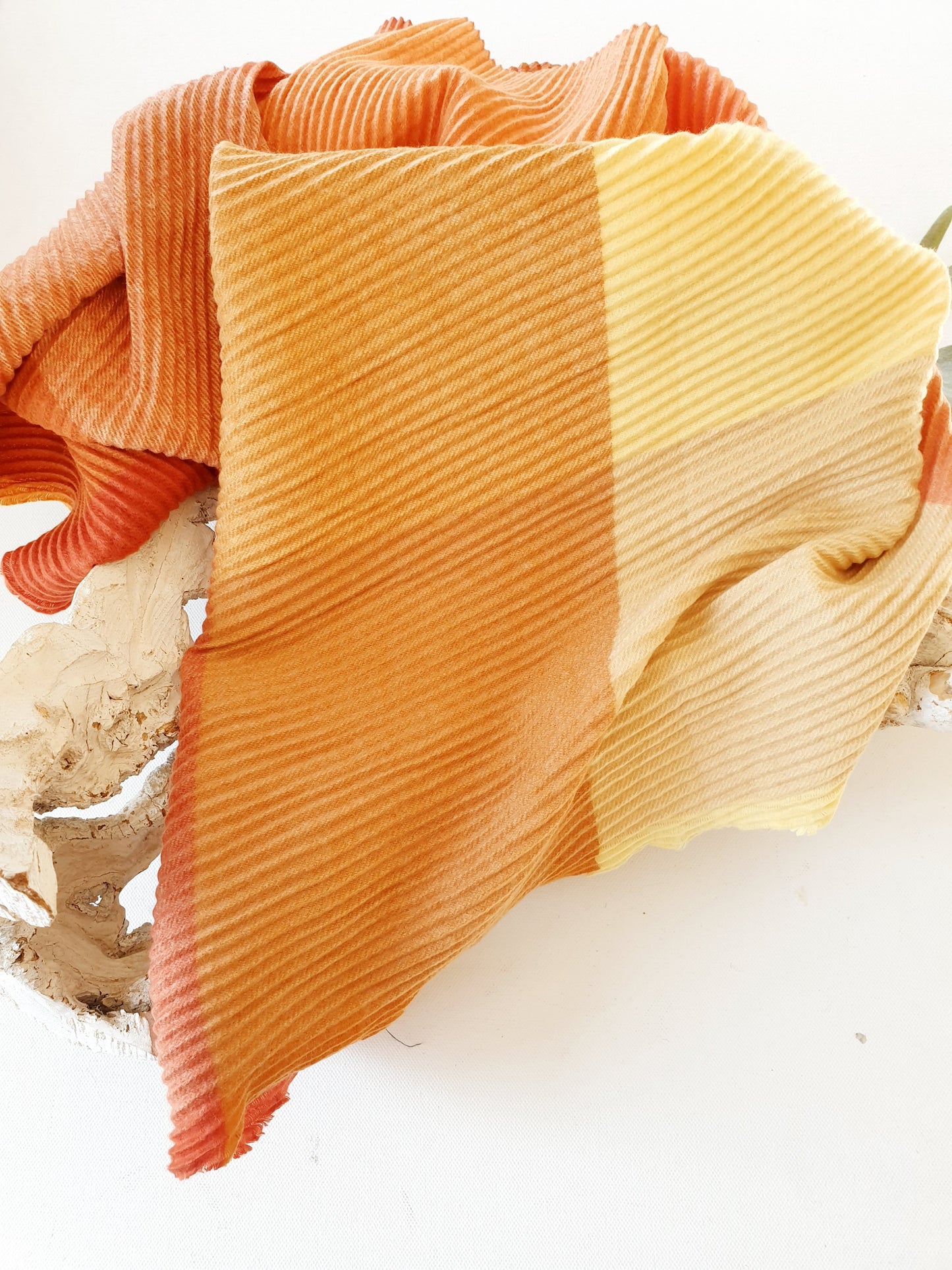 schal-strick-orange-gelb-1