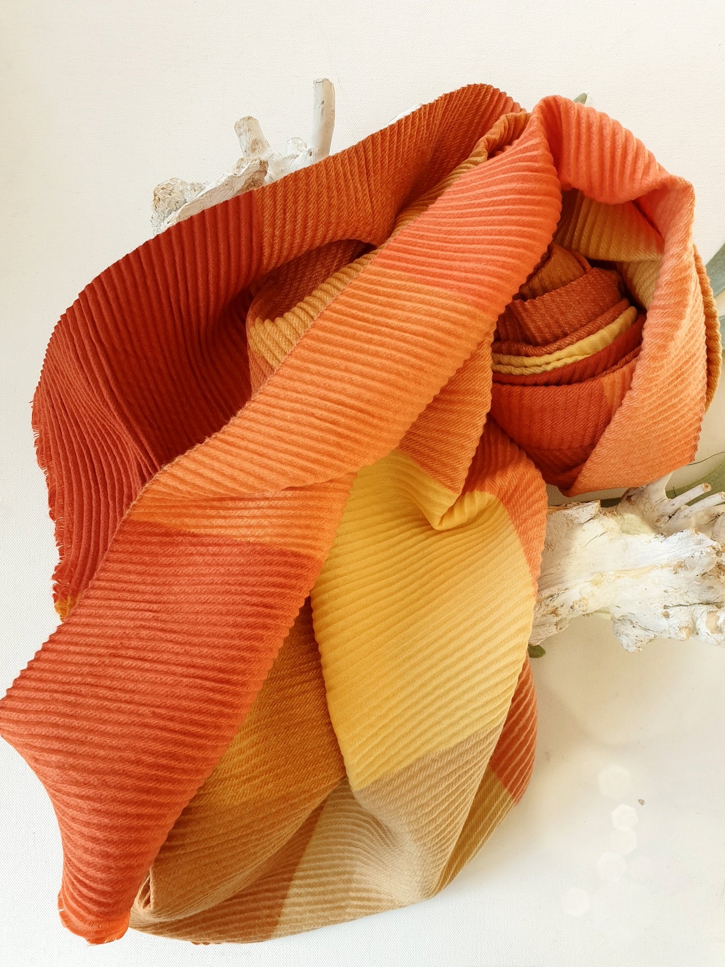 schal-strick-orange-gelb-1