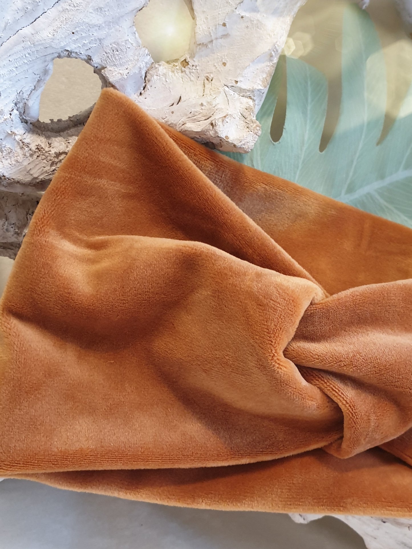 Stirnband aus kuschelig weichem Nickistoff in Camel