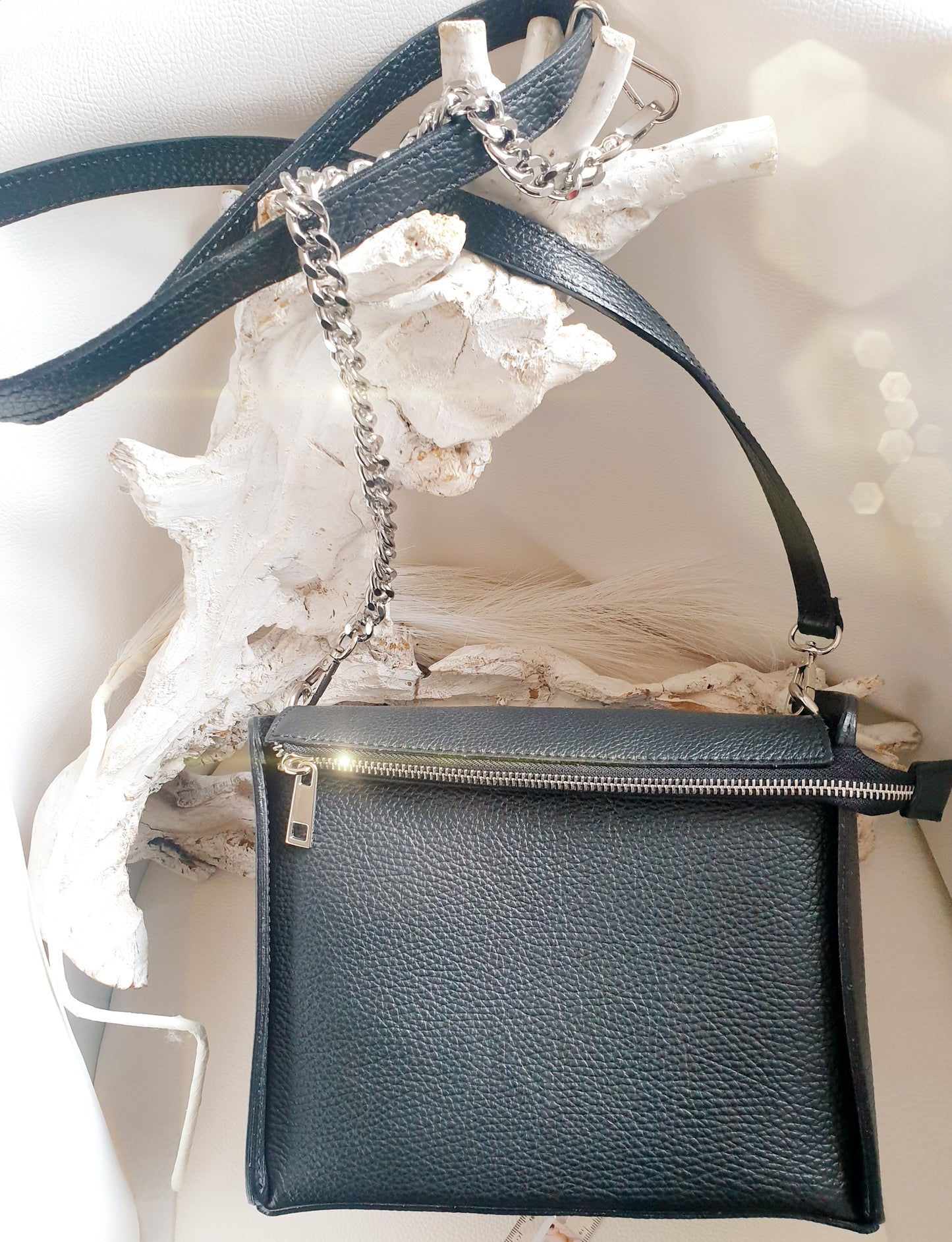 Taschenhenkel Kette in Silber an Tasche