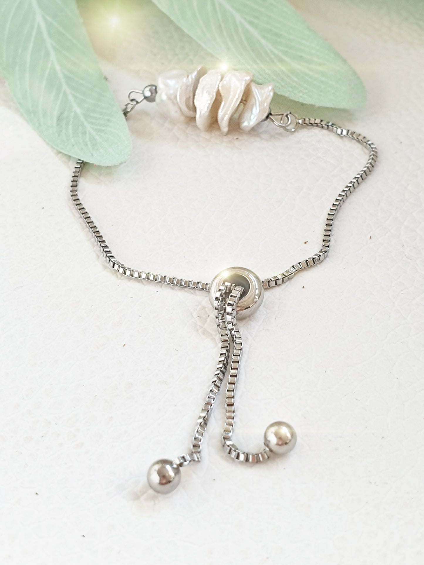 Perlenarmband Edelstahl Barockperlen Creme Weiß