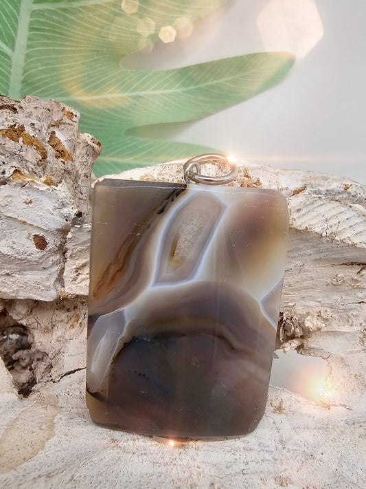 anhaenger-achat-grau-eckig-gross-1