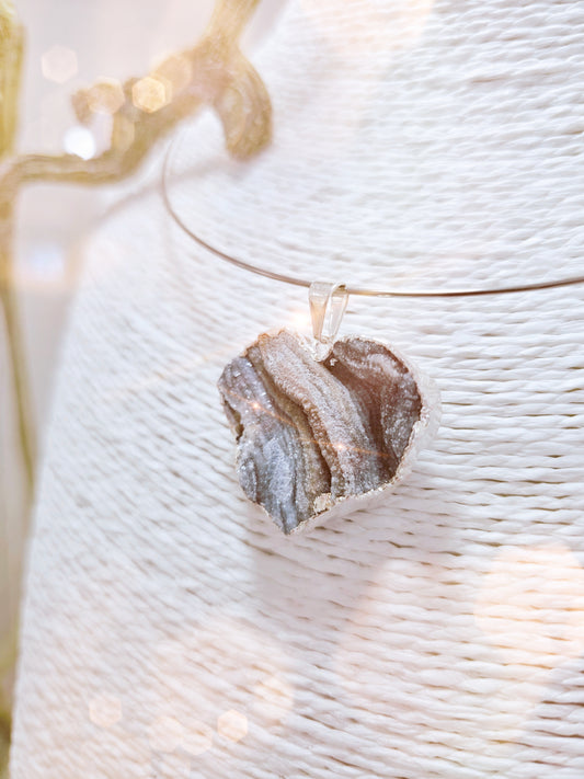 anhaenger-herz-chalcedon-rose-grau-unikat-silber-1
