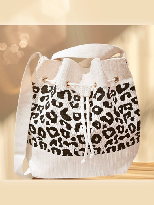 Beuteltasche-leo-beige-schwarz