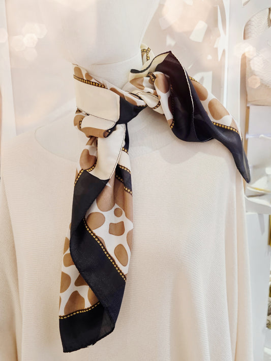 nickituch-kleiner-schal-leo-beige-schwarz-1