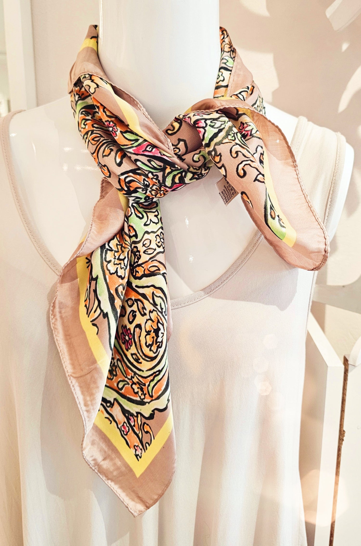 nickituch-paisley-beige-bunt-1
