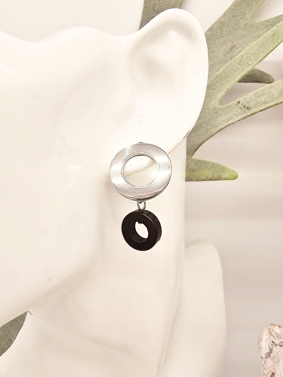 ohrring-lang-edelstahl-onyx-schwarz-2