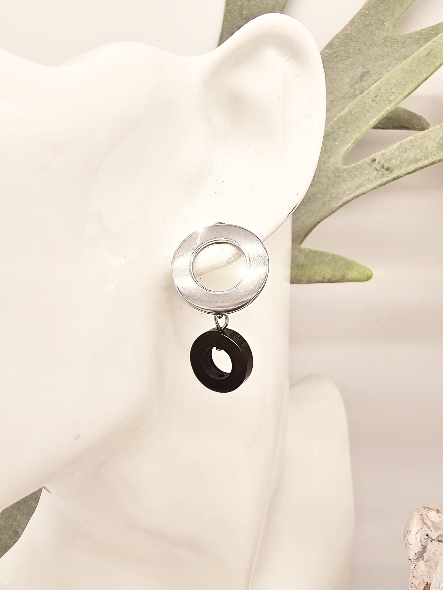 ohrring-lang-edelstahl-onyx-schwarz-2