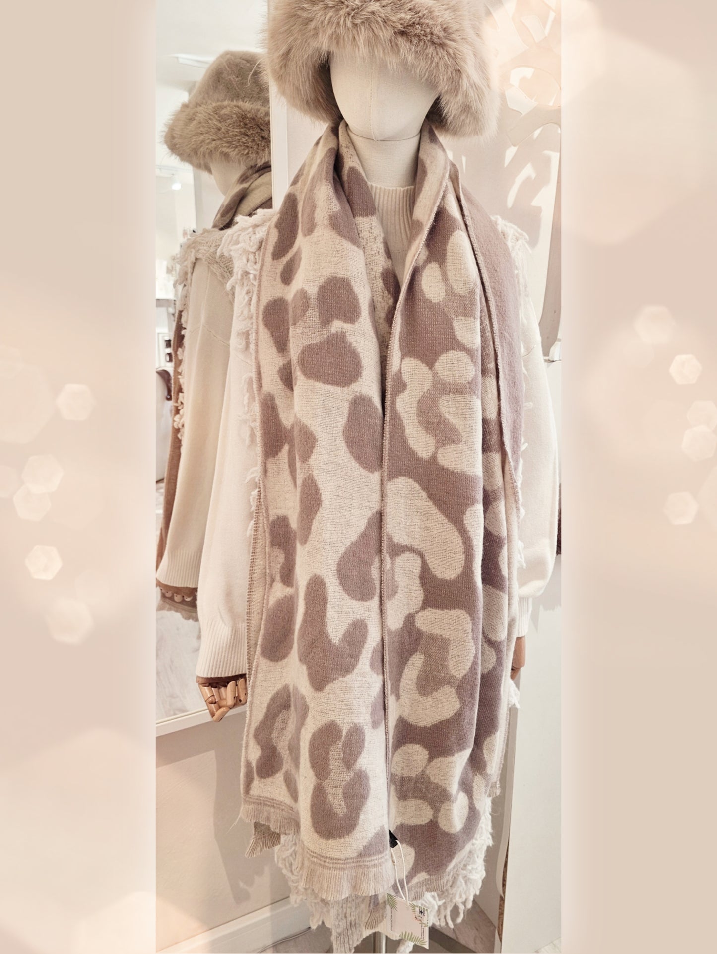 Langer Schal aus Viskose-Wolle mit Leomuster - Beige-Taupe mit dezentem Glitzereffekt / NONarte