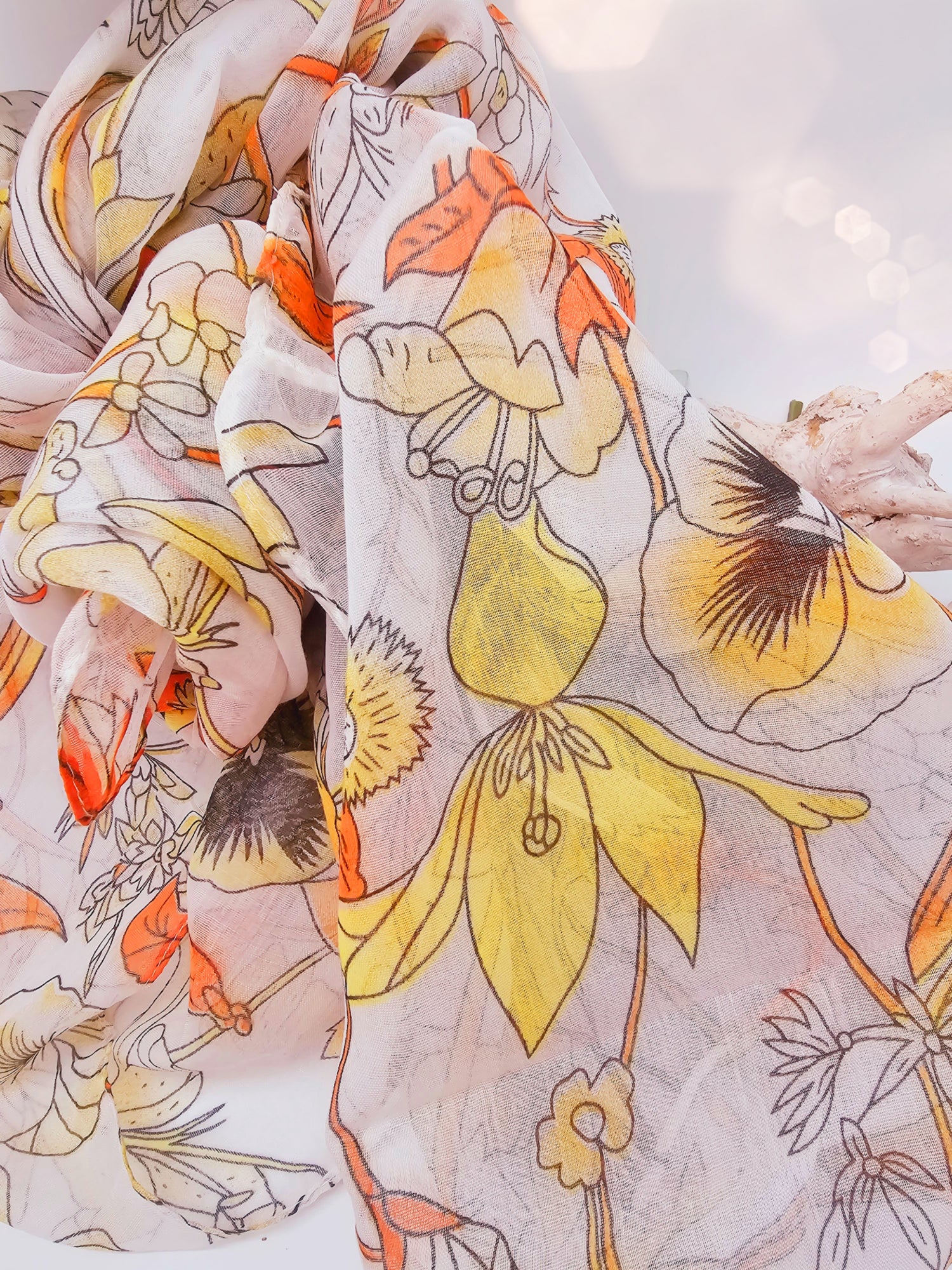 schal-loop-gelb-orange-blumen-1