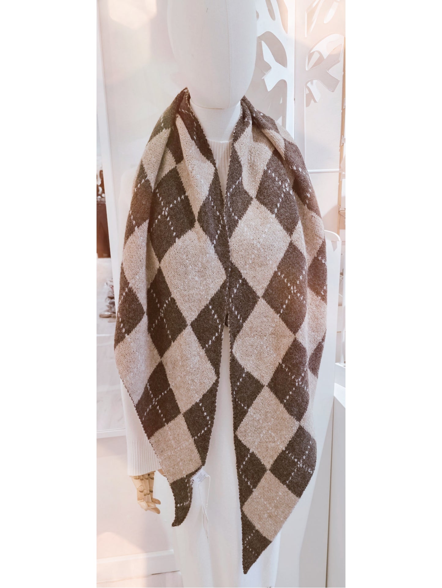 schal-strick-braun-beige-raute-kariert-1