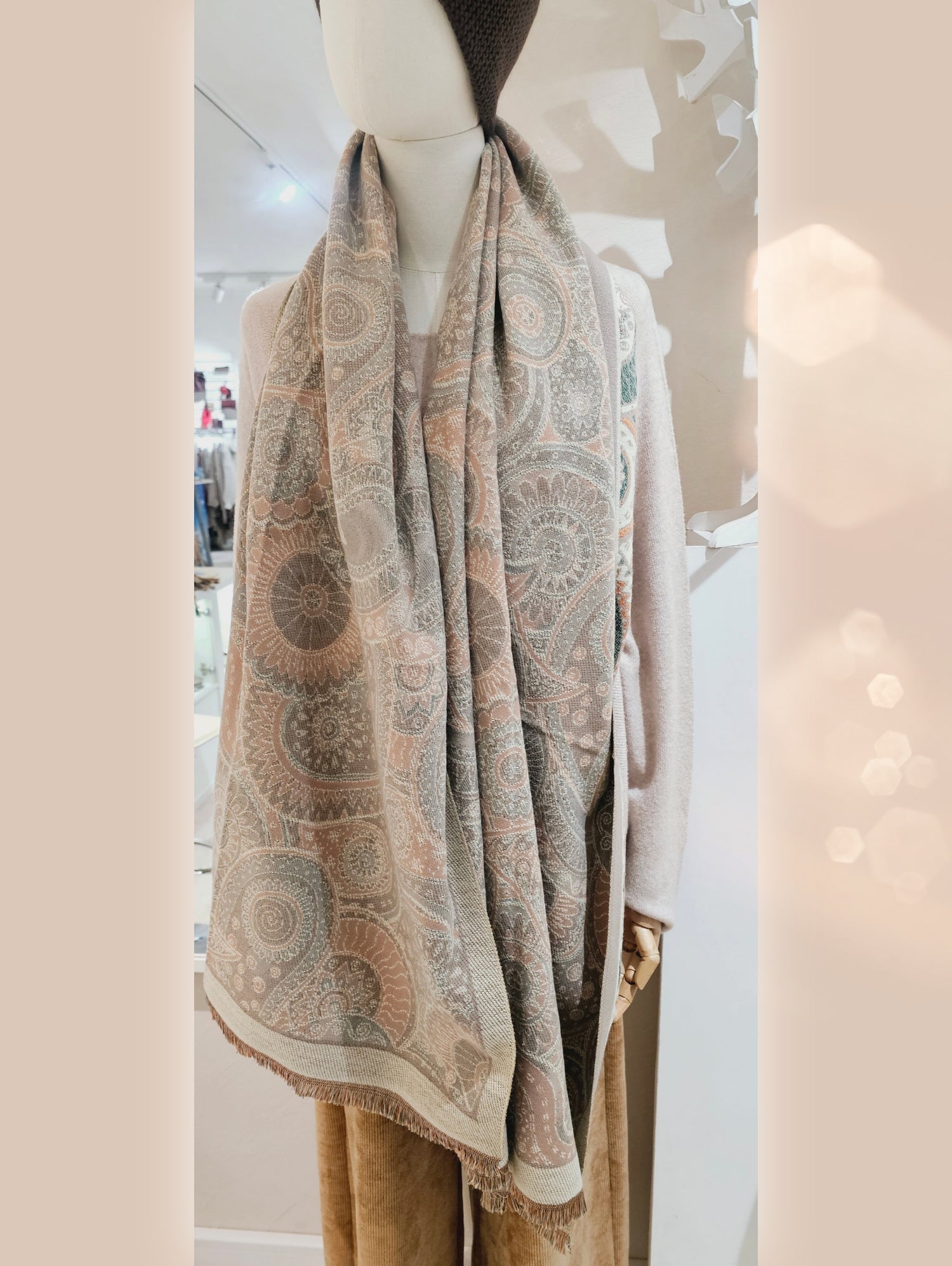 schal-strick-orange-gruen-paisley-1