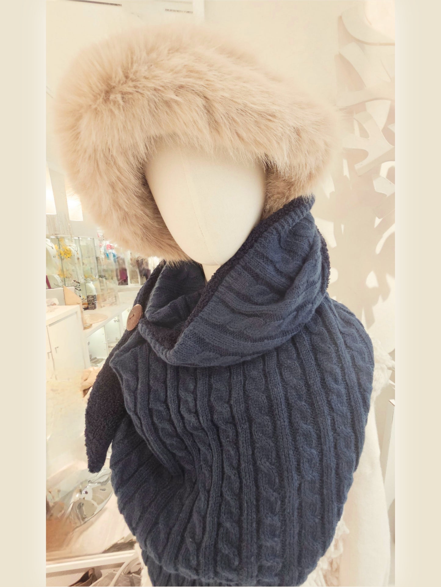 strickschal-teddyschal-dteieck-dunkelblau-blau-19