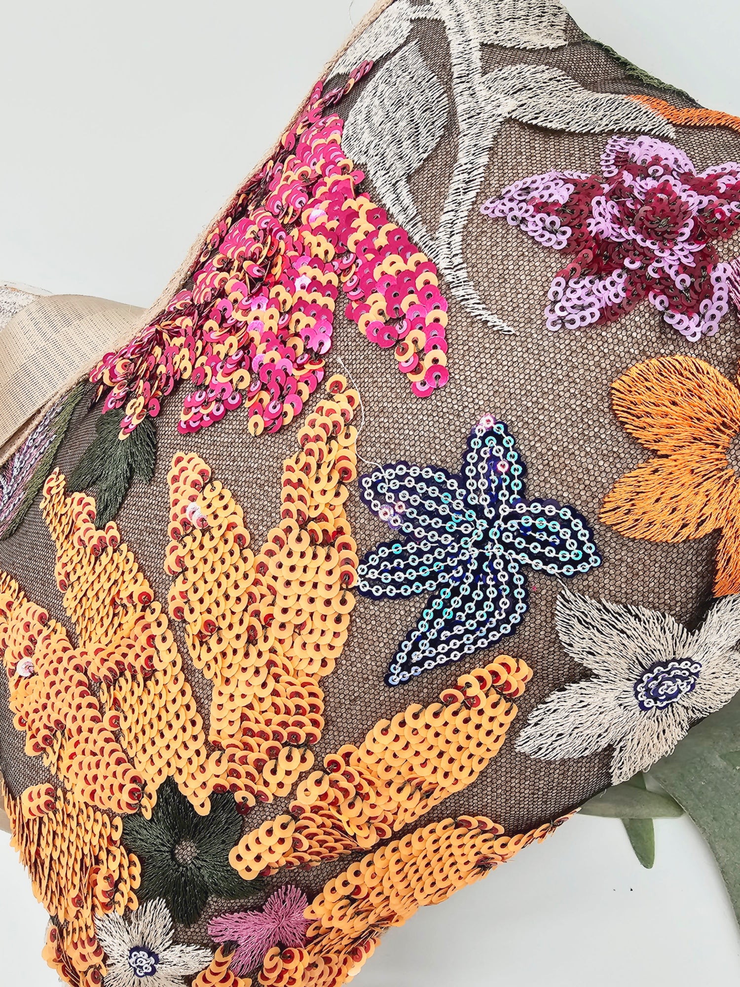 tasche-bunt-blumen-pailetten-orange-pink-1