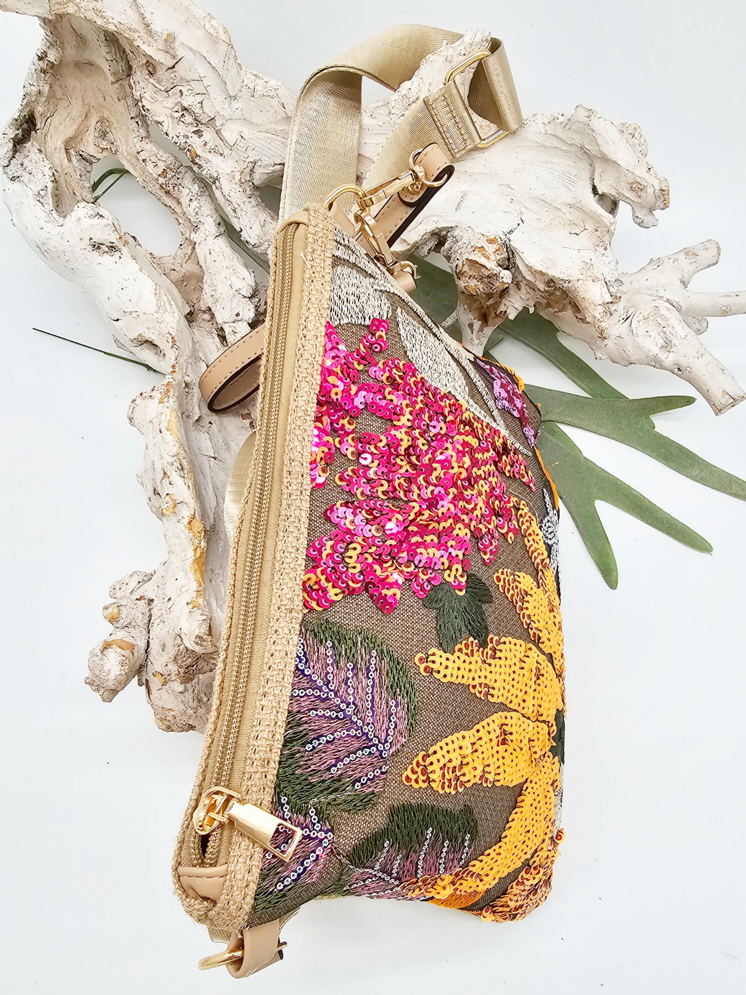 tasche-bunt-blumen-pailetten-orange-pink-1
