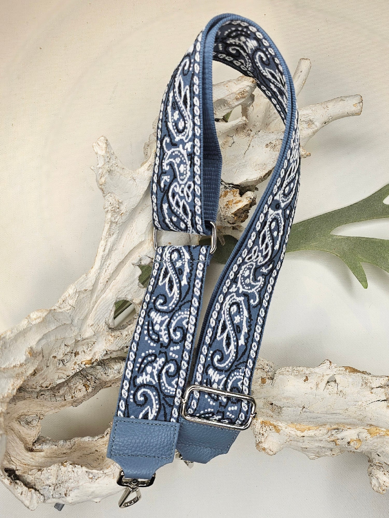 taschengurt-paisley-jeansblau