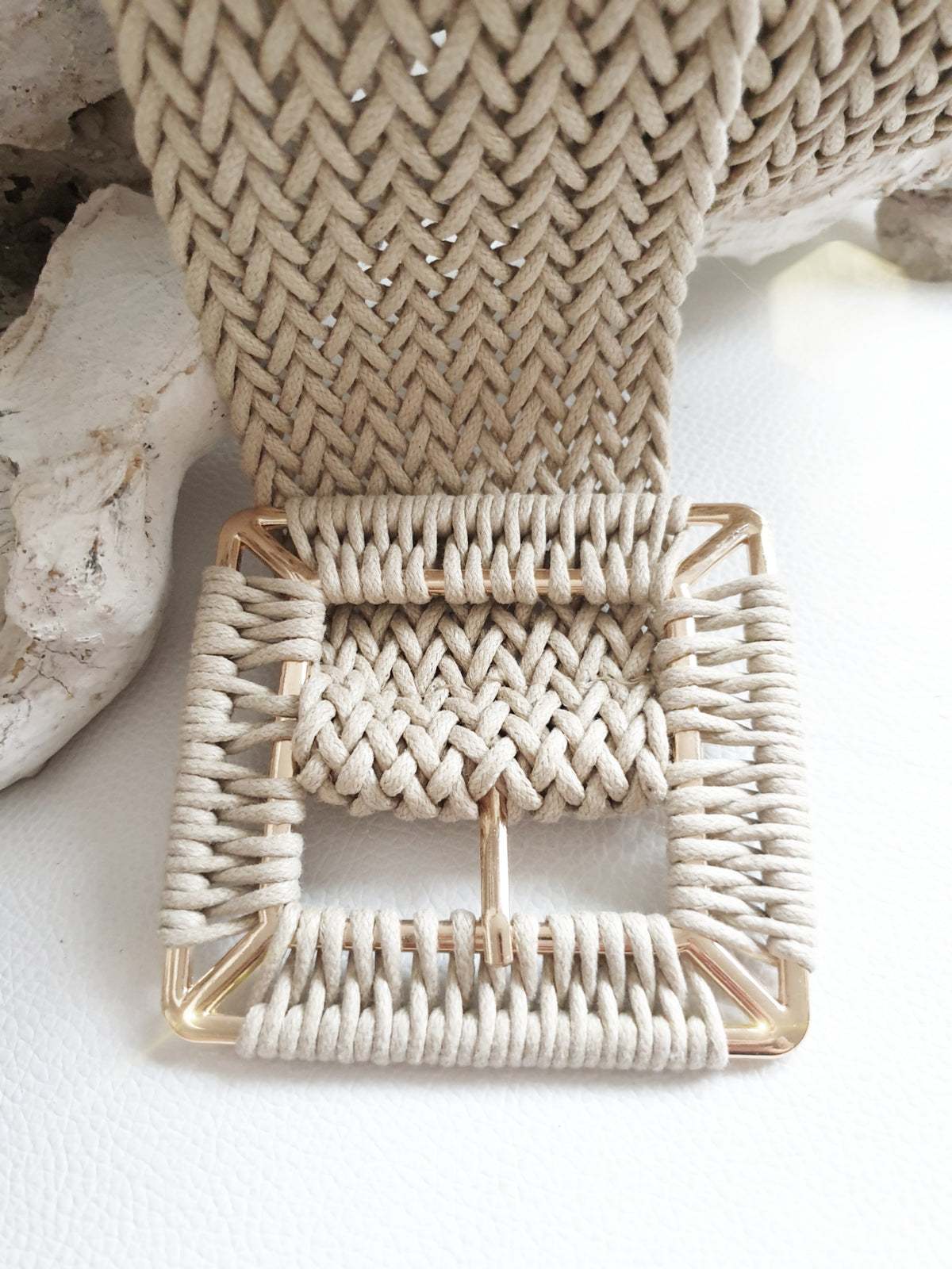 Gürtel gestrickt in Helltaupe