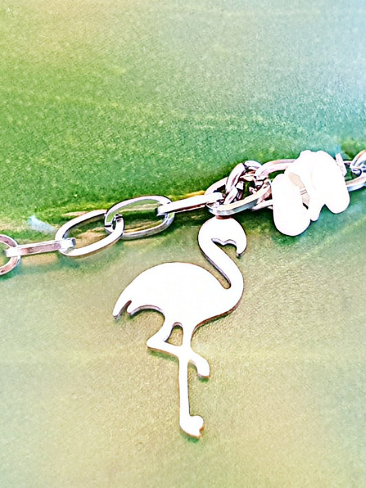 Sommerarmband mit Flamingo Anhänger und Süßwasserperlen