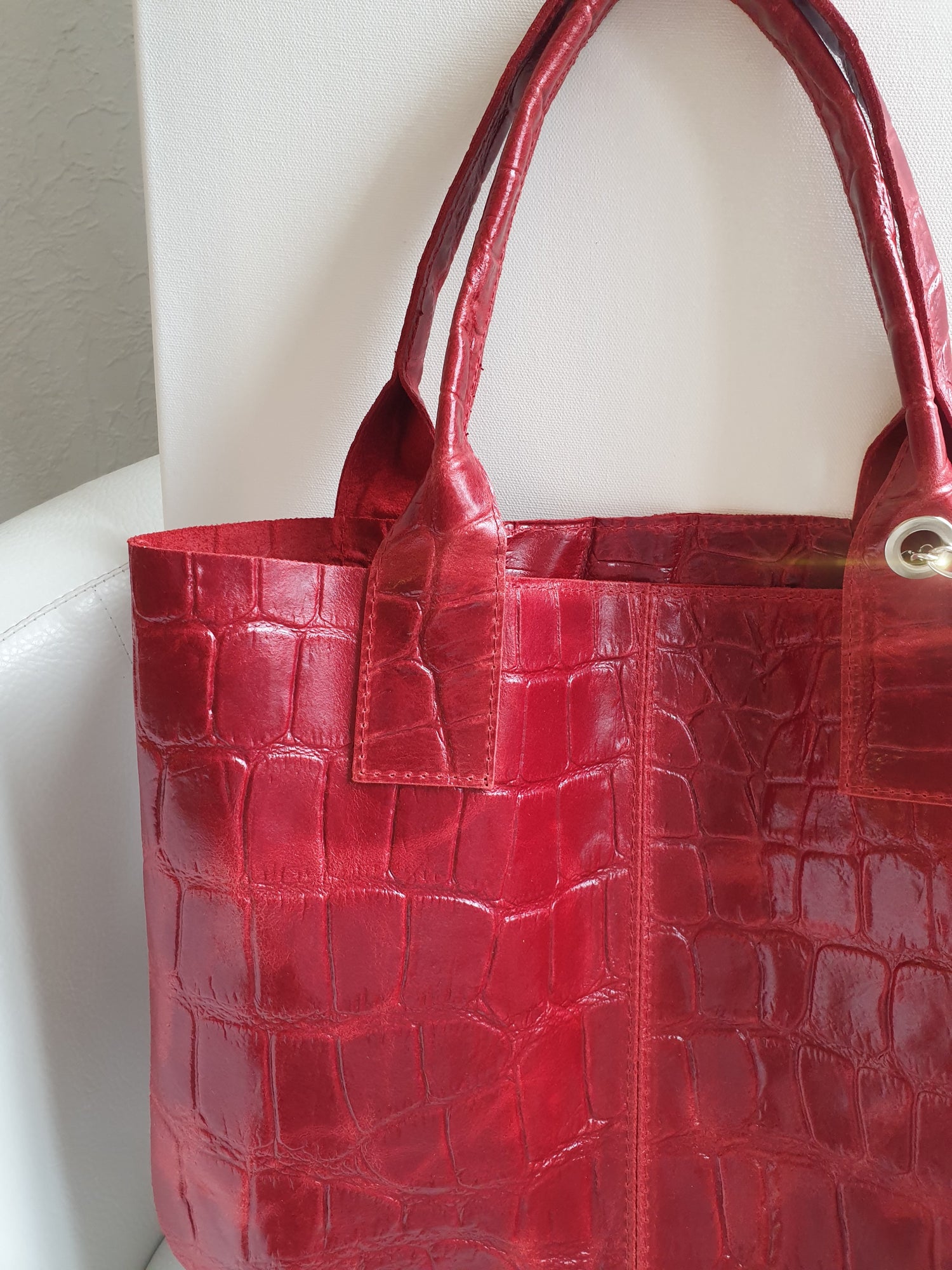 Tasche Shopper in Rot aus Leder mit Krokopraegung gross