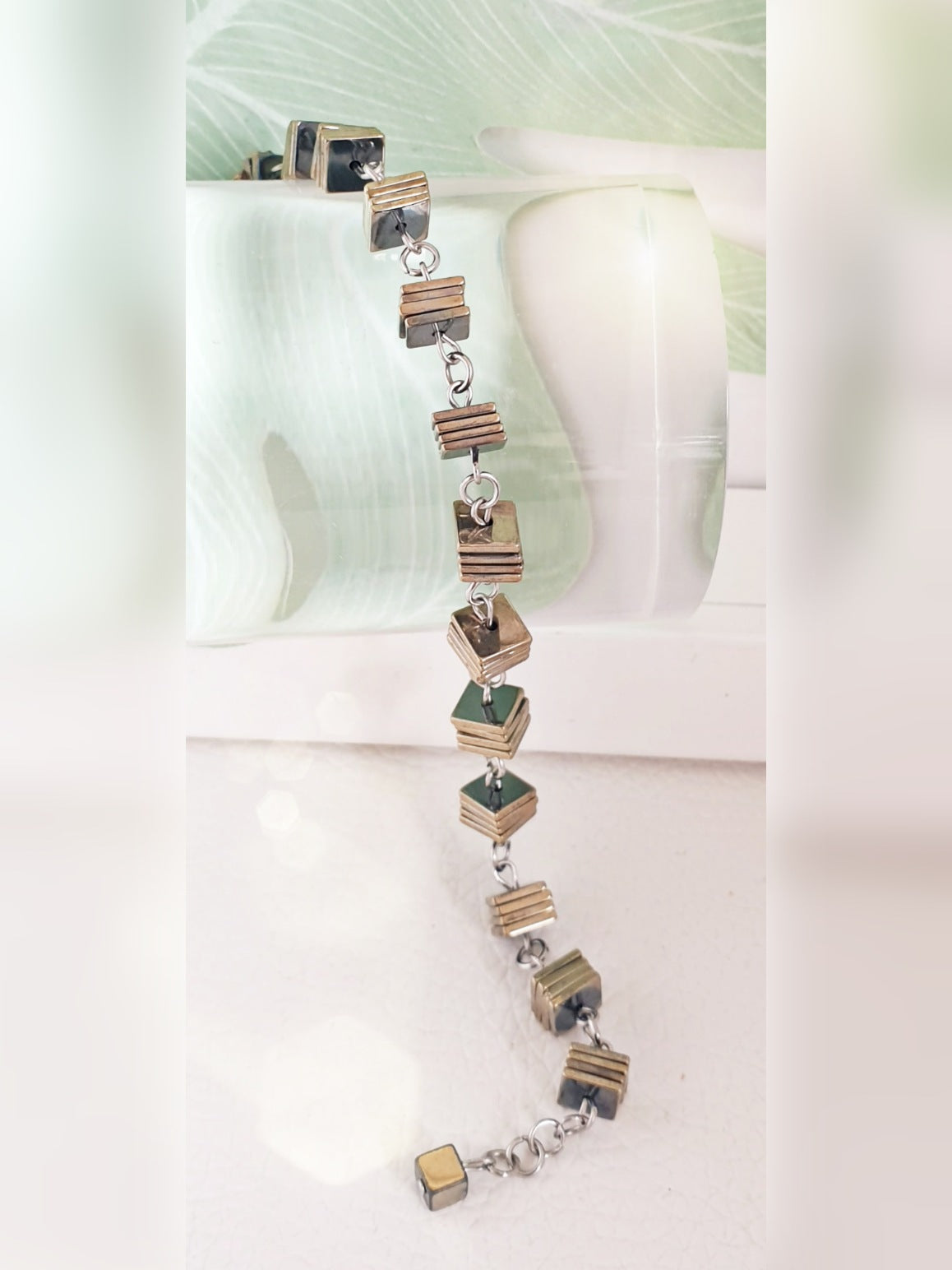 Armband mit eckigen Pyrit Scheibchen