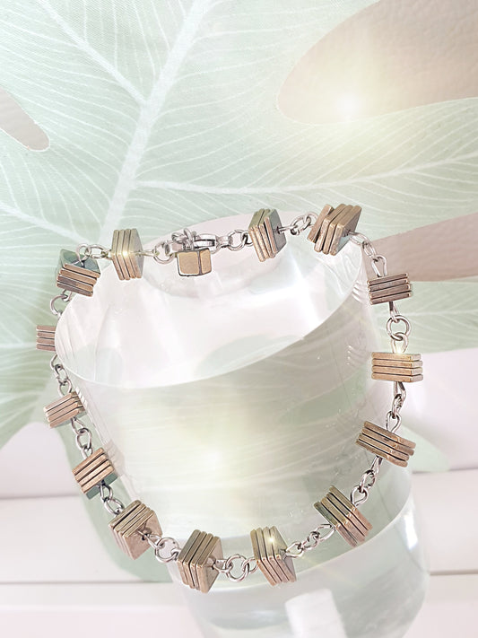 Armband mit eckigen Pyrit Scheibchen