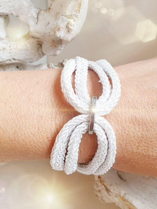 Armband aus textilem Seil in Weiß