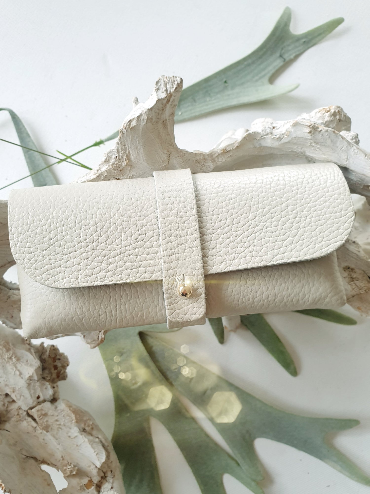 brillenentui-leder-beige-1